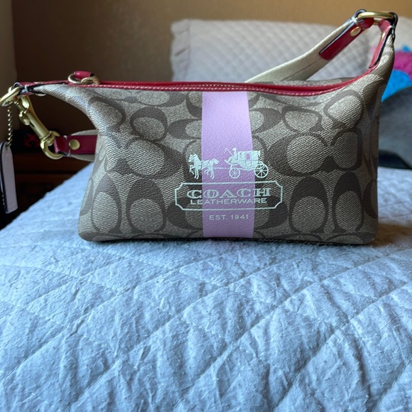 Coach Mini Signature Handbag - Picture 1 of 6